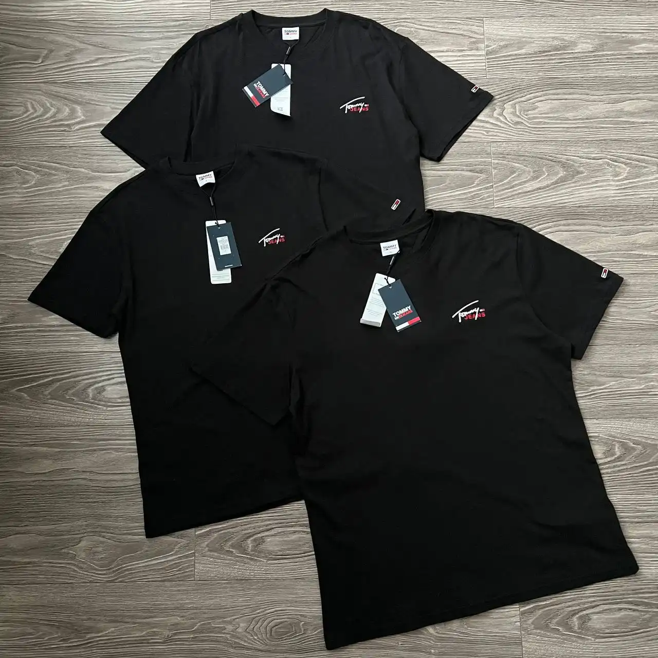 Футболки Tommy Jeans с бирками - Футболки (Одежда) в Архангельск