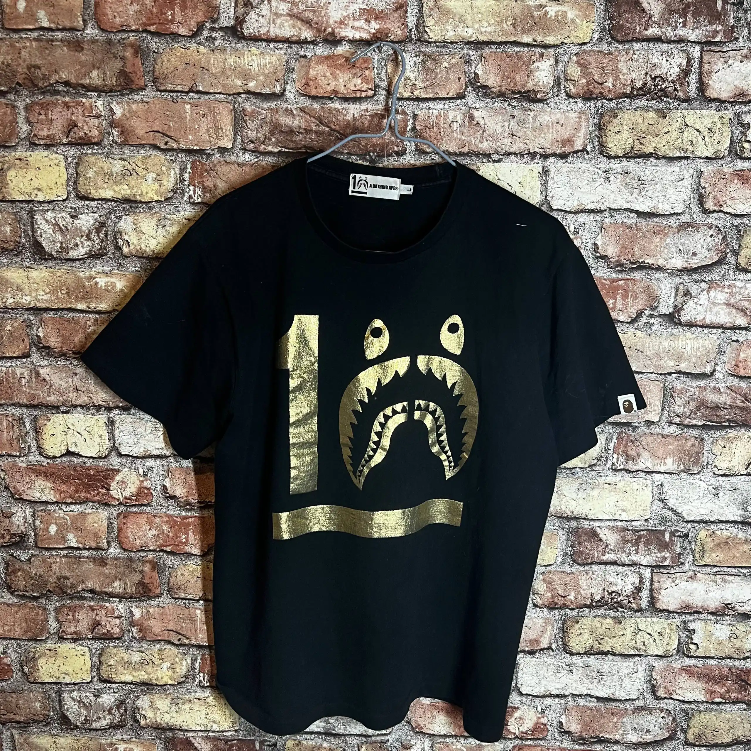 Футболка A Bathing Ape 10 Year Gold, размер L - Футболки (Одежда) в Архангельск