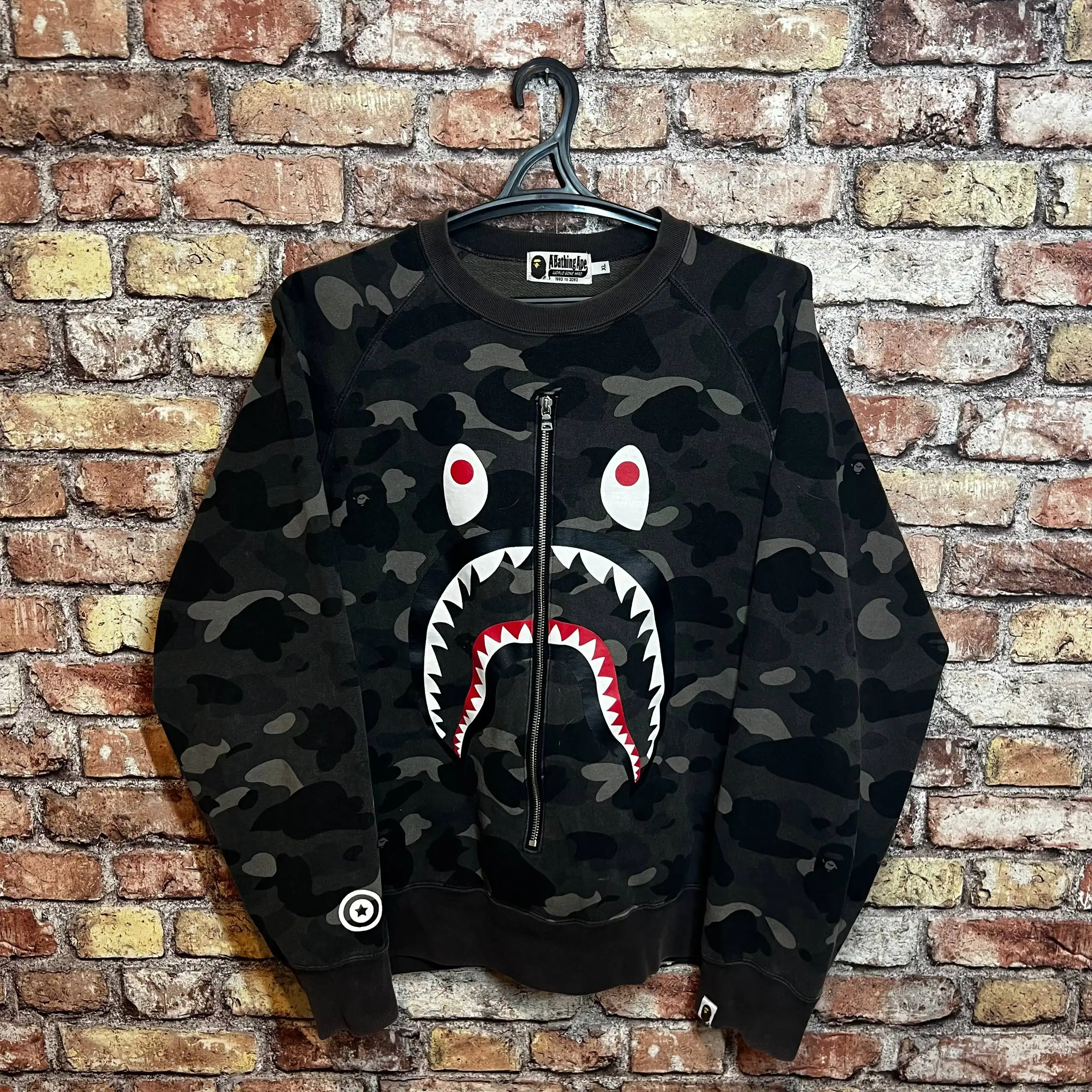 Bape Camo Zip Sweatershirt Size L - Верхняя одежда (Одежда) в Архангельск