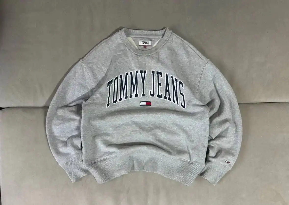 Свитшоты Tommy Hilfiger, худи и штаны - Одежда в Архангельск