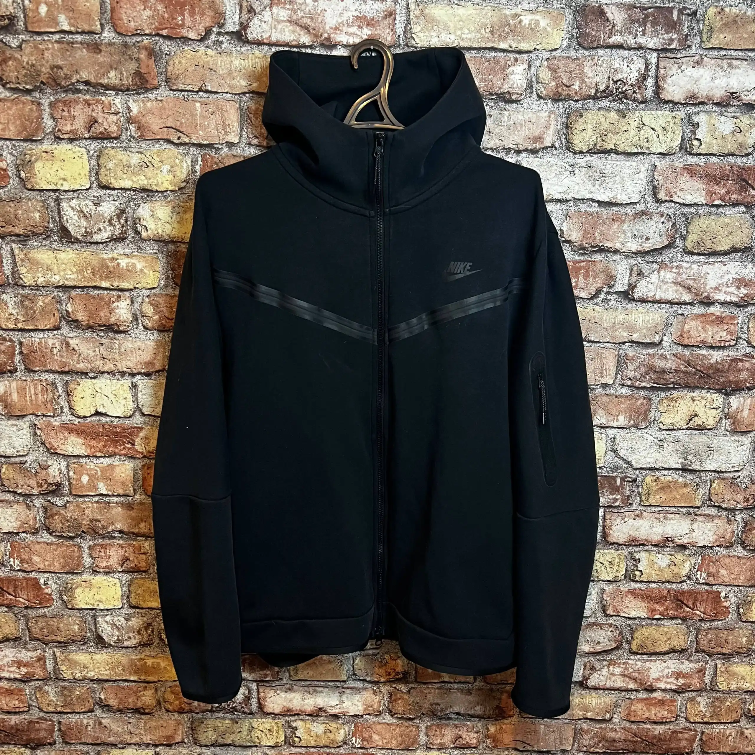 Nike Tech Fleece Size XL/XXL в отличном состоянии - Спортивная одежда (Одежда) в Архангельск