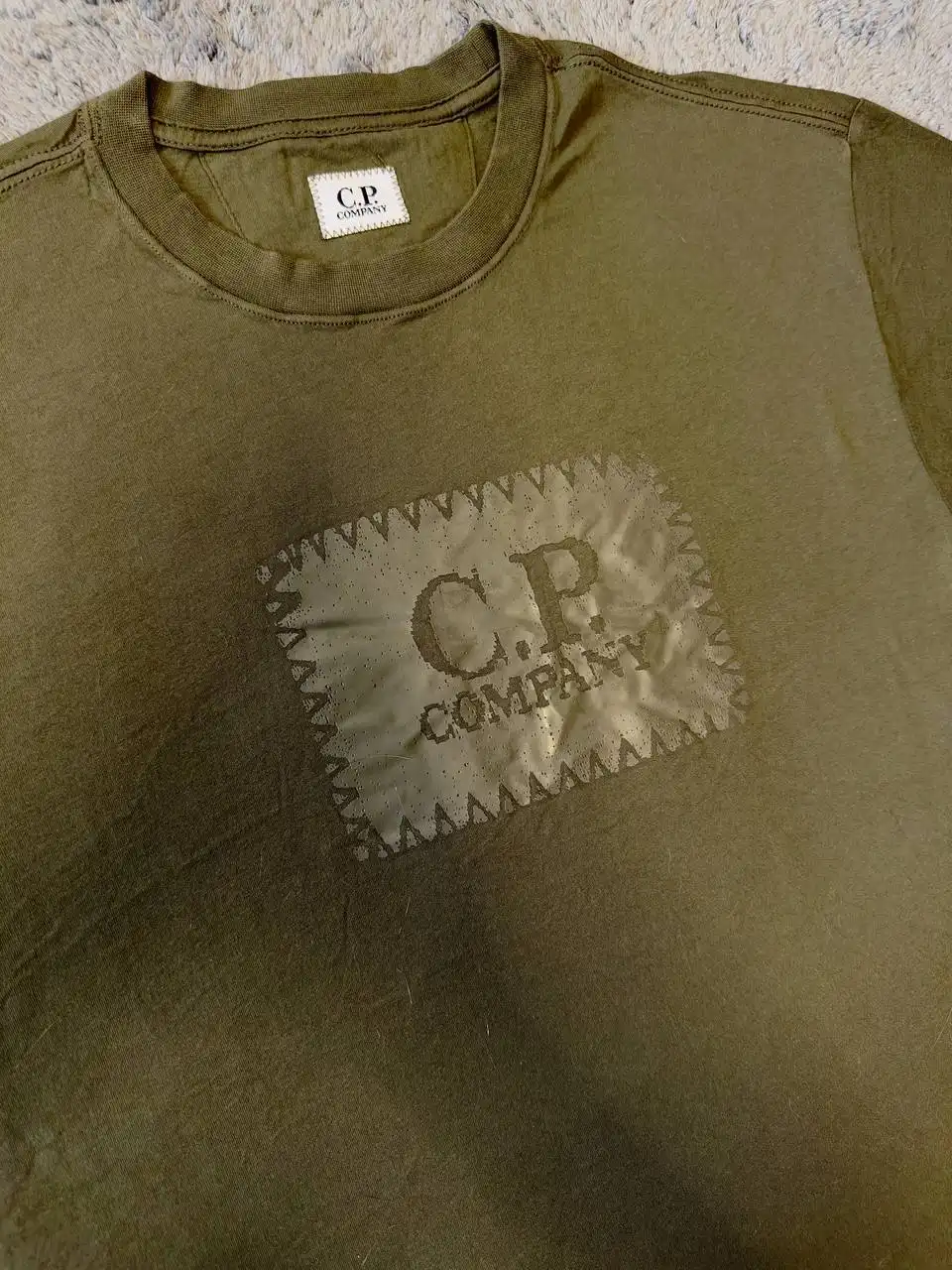 Футболка C.P. Company оливковая - Футболки (Одежда) в Санкт-Петербург