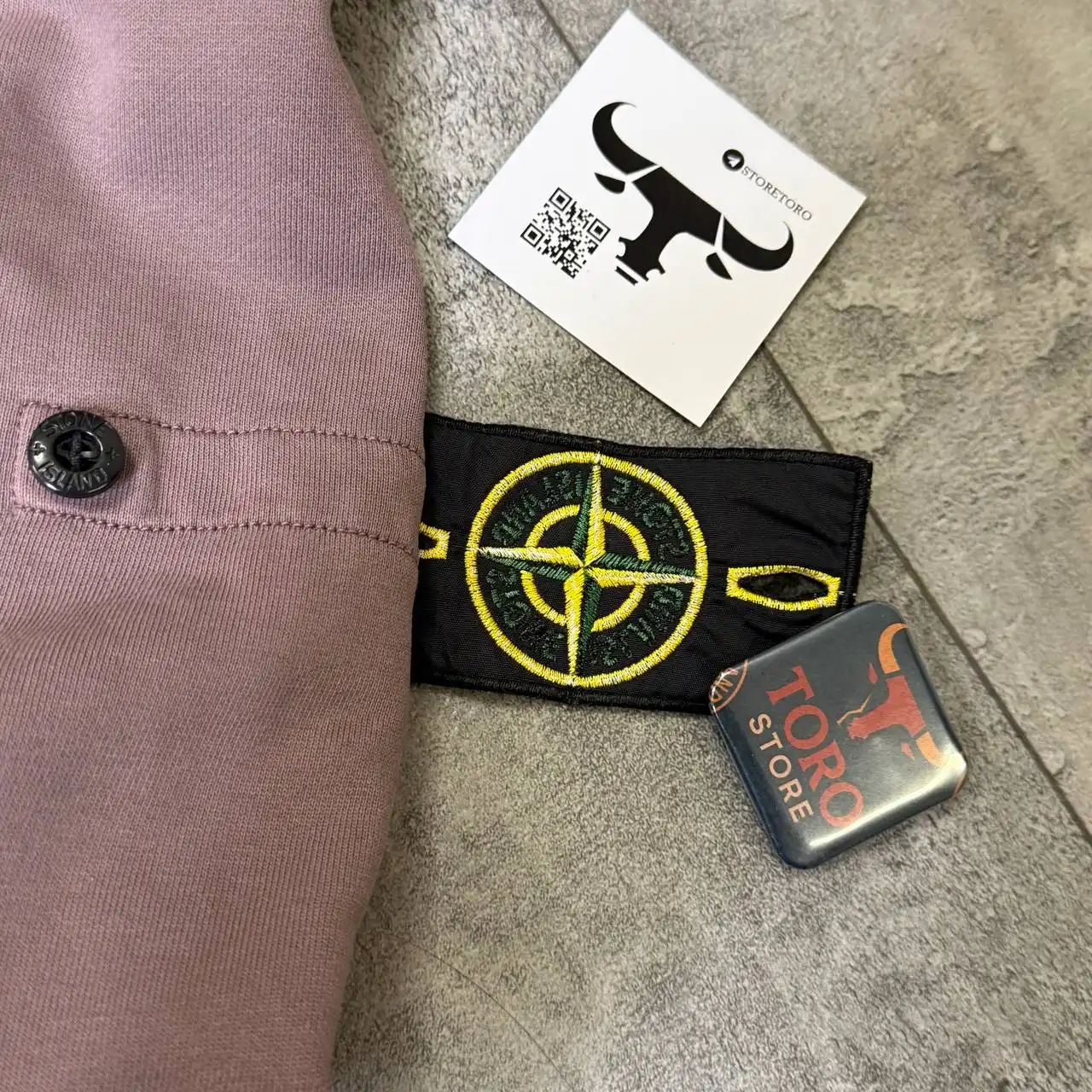 Свитшот Stone Island размер М - Верхняя одежда (Одежда) в Архангельск