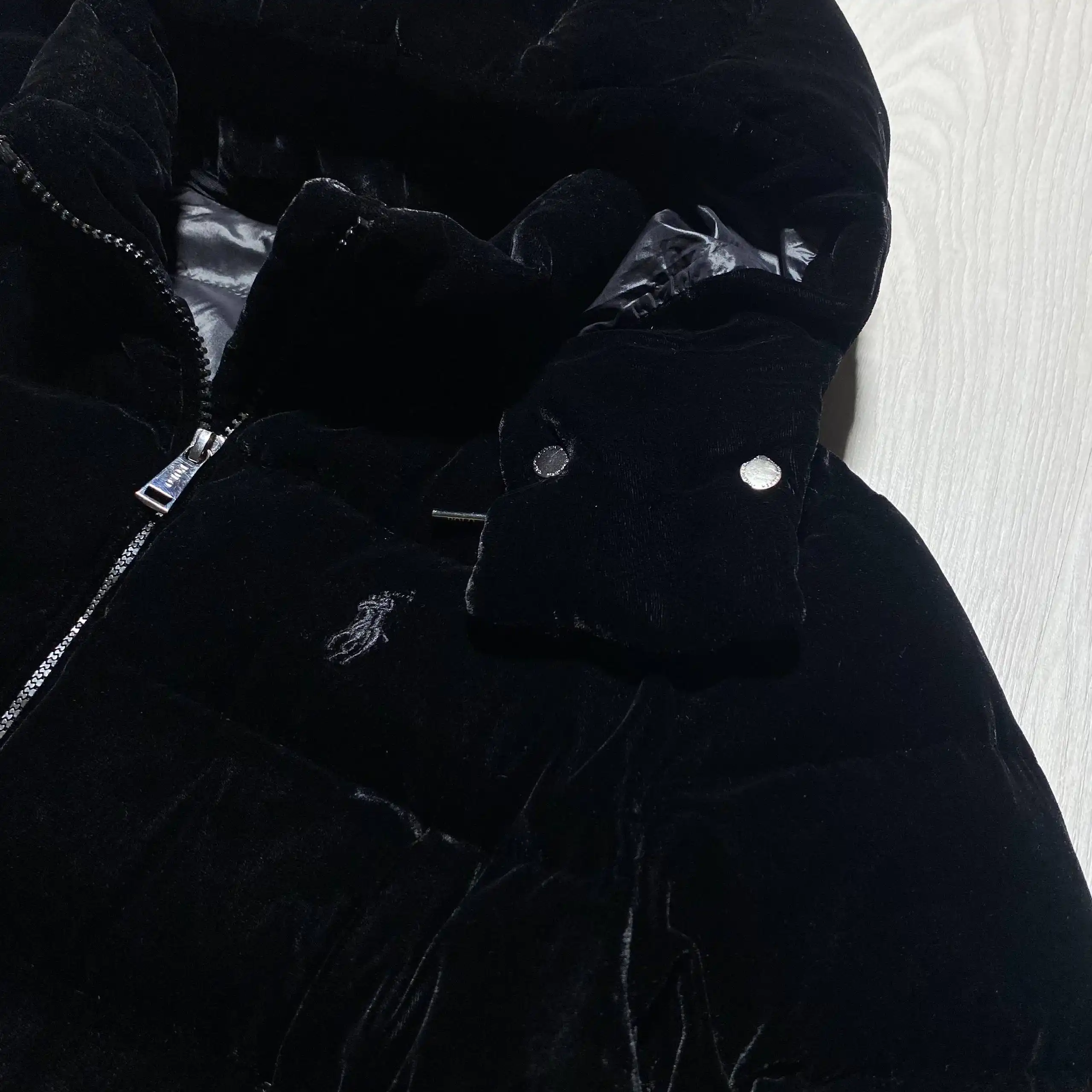 Женский пуховик Ralph Lauren черный бархатный - Верхняя одежда (Одежда) в Архангельск