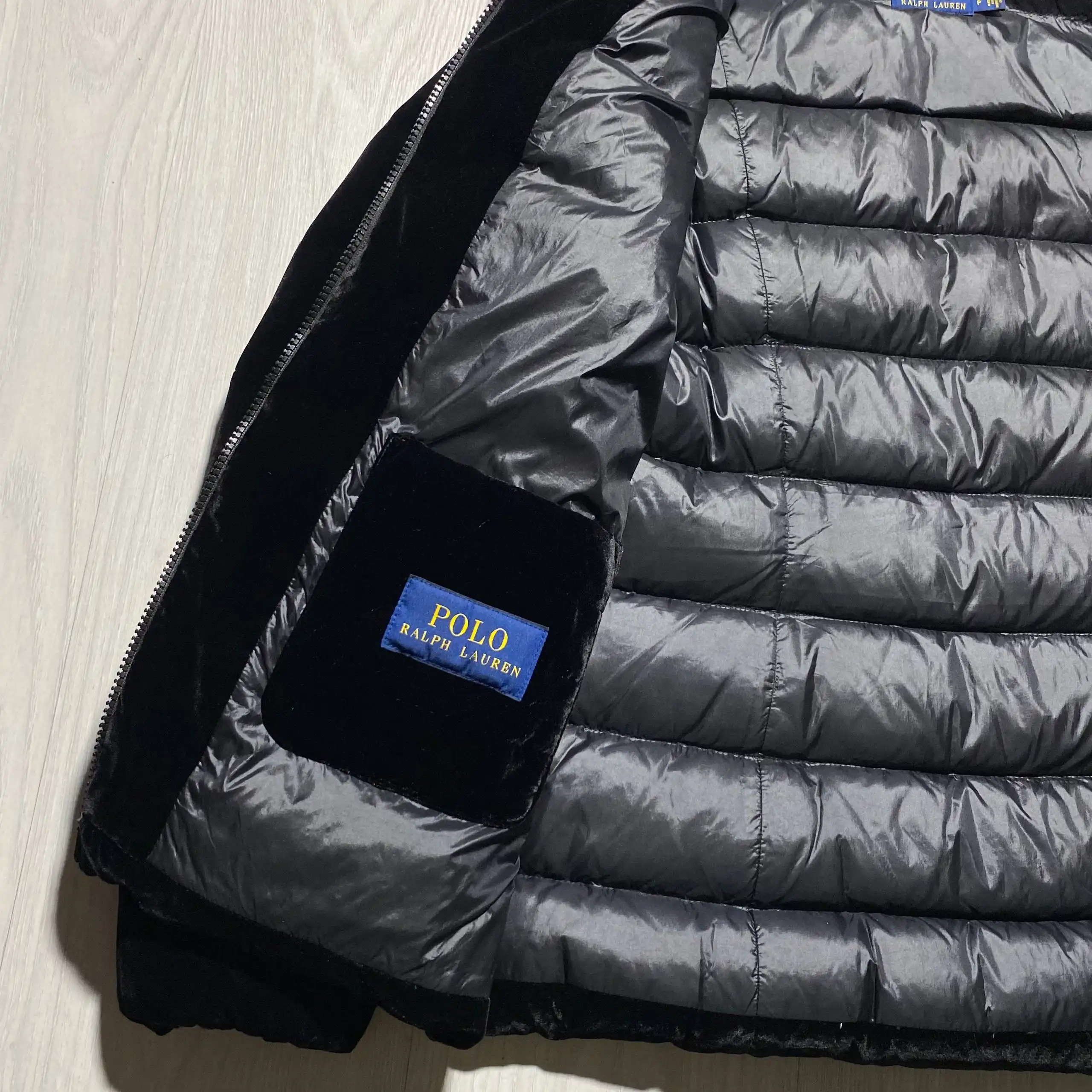 Женский пуховик Ralph Lauren черный бархатный - Верхняя одежда (Одежда) в Архангельск