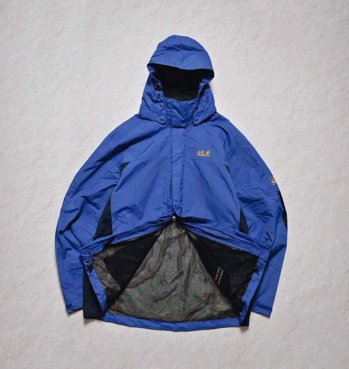 Ветровка Jack Wolfskin Gorpcore Rare - Верхняя одежда (Одежда) в Архангельск