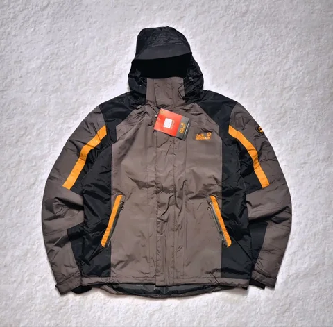 Ветровка Jack wolfskin Gorpcore Rare - Верхняя одежда в Архангельск