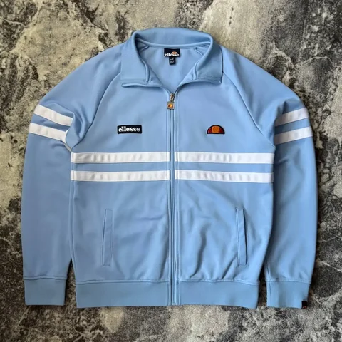 Аукцион на олимпийку Ellesse - Спортивная одежда в Архангельск