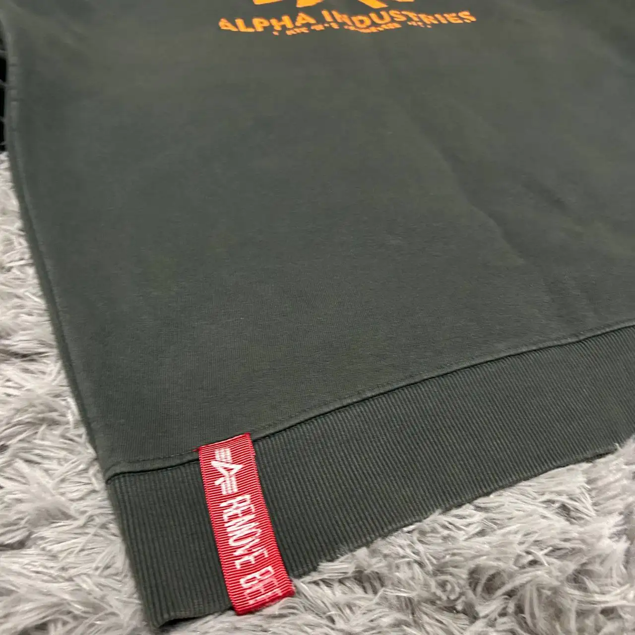 Куртка Alpha Industries, размер L, хорошее состояние - Верхняя одежда (Одежда) в Архангельск