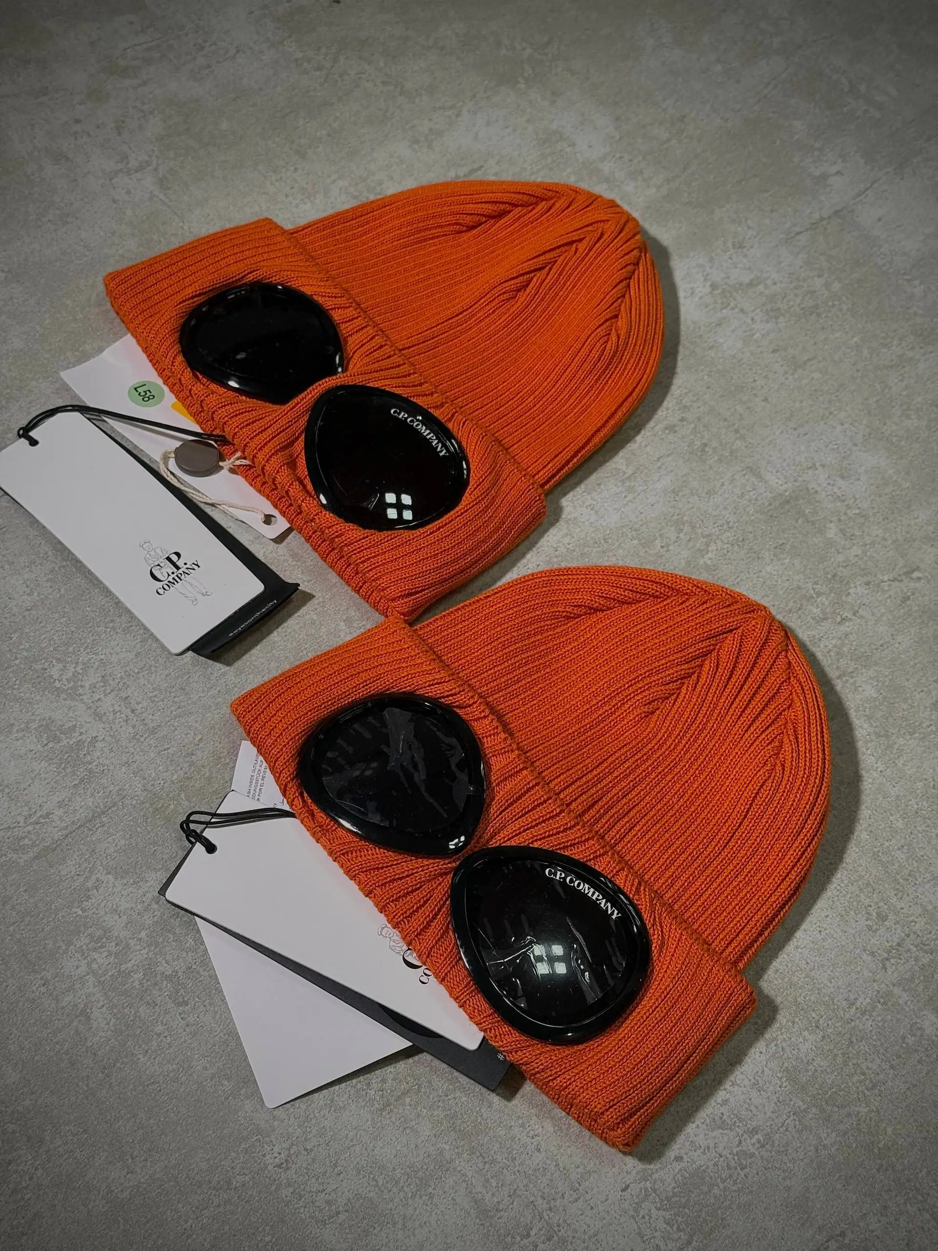 C.P. Company Undersixteen Google Hat - Головные уборы (Одежда) в Санкт-Петербург