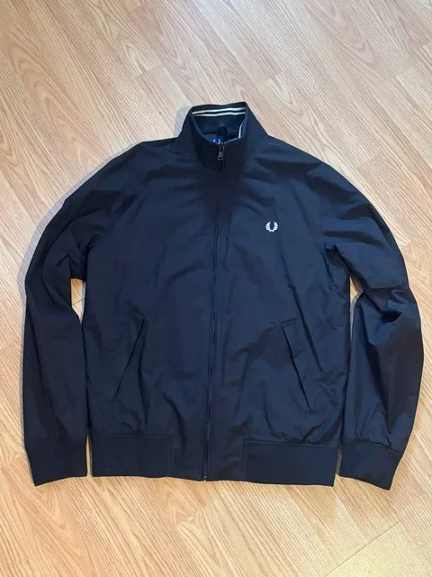 Продажа одежды Fred Perry и Lyle Scott - Верхняя одежда в Архангельск