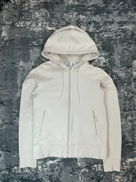 Зипхуди Y-3 размер M - Верхняя одежда в Архангельск