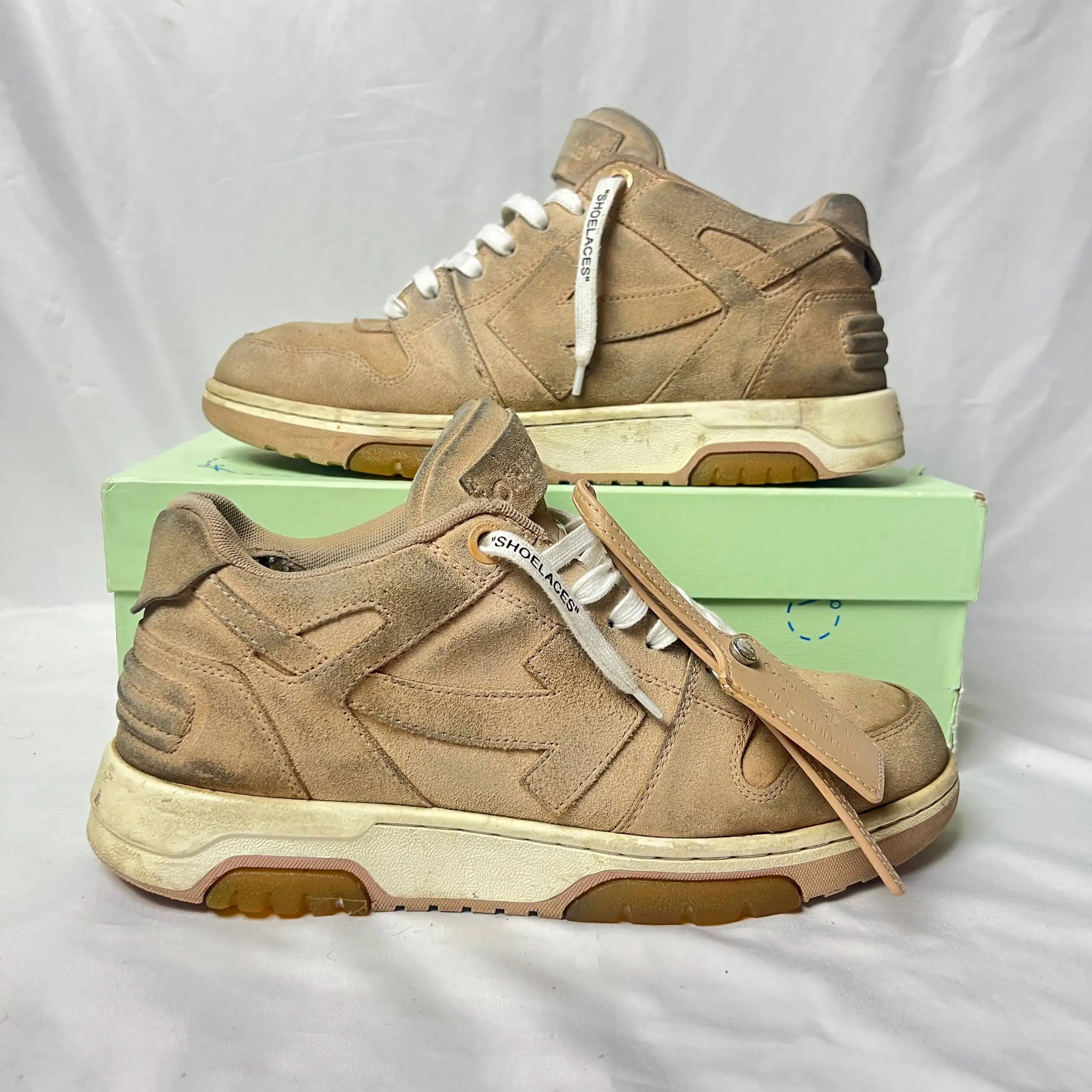 Кроссовки Off-White Out Of Office размер 43IT - Обувь (Одежда) в Архангельск