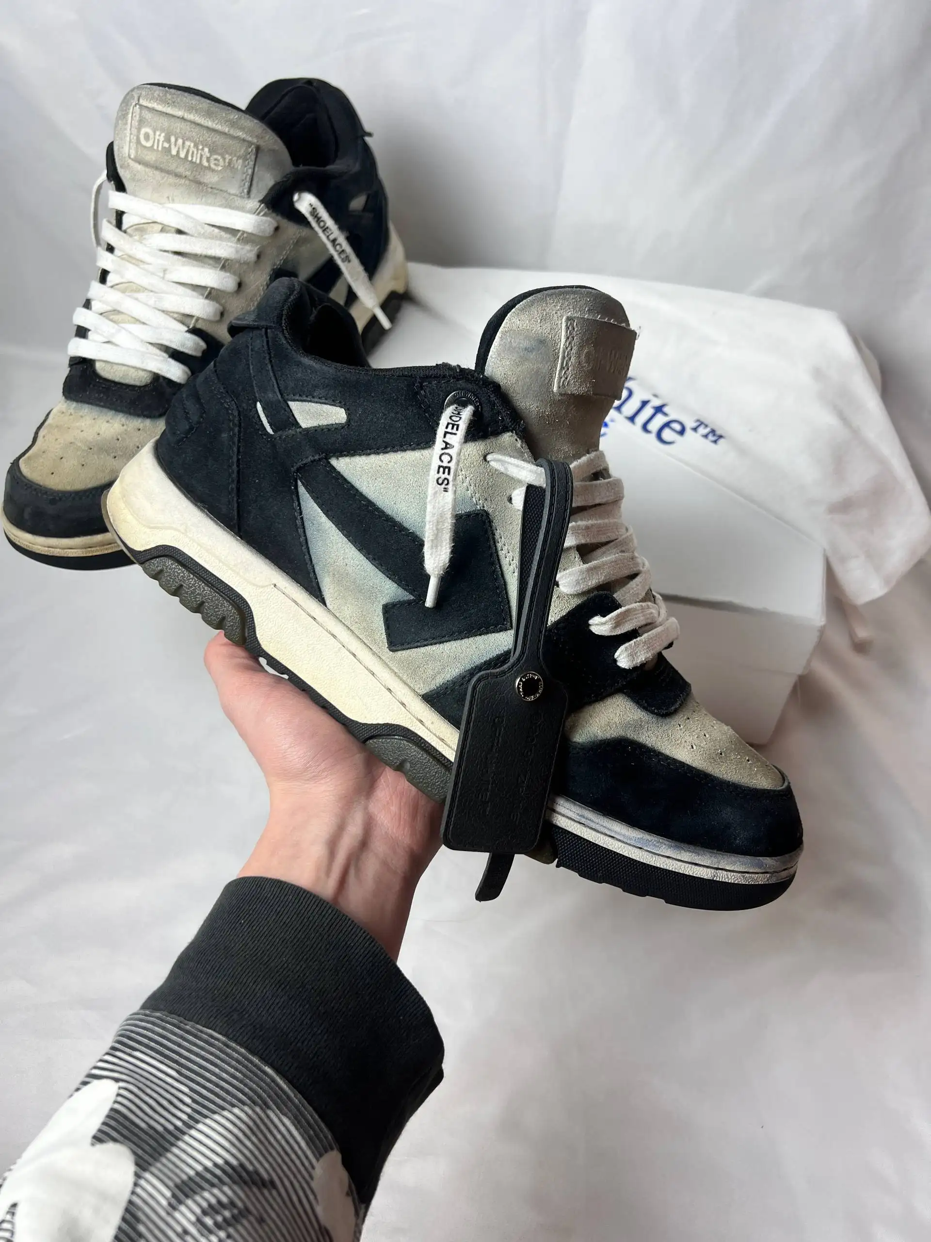 Off-White Out Of Office кроссовки в замшевом исполнении - Обувь (Одежда) в Архангельск