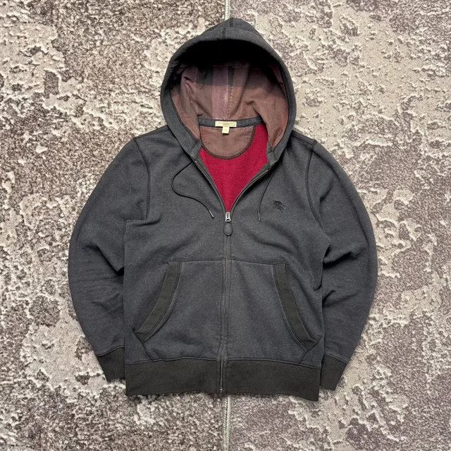 Зип-худи Burberry размер M - Верхняя одежда в Архангельск