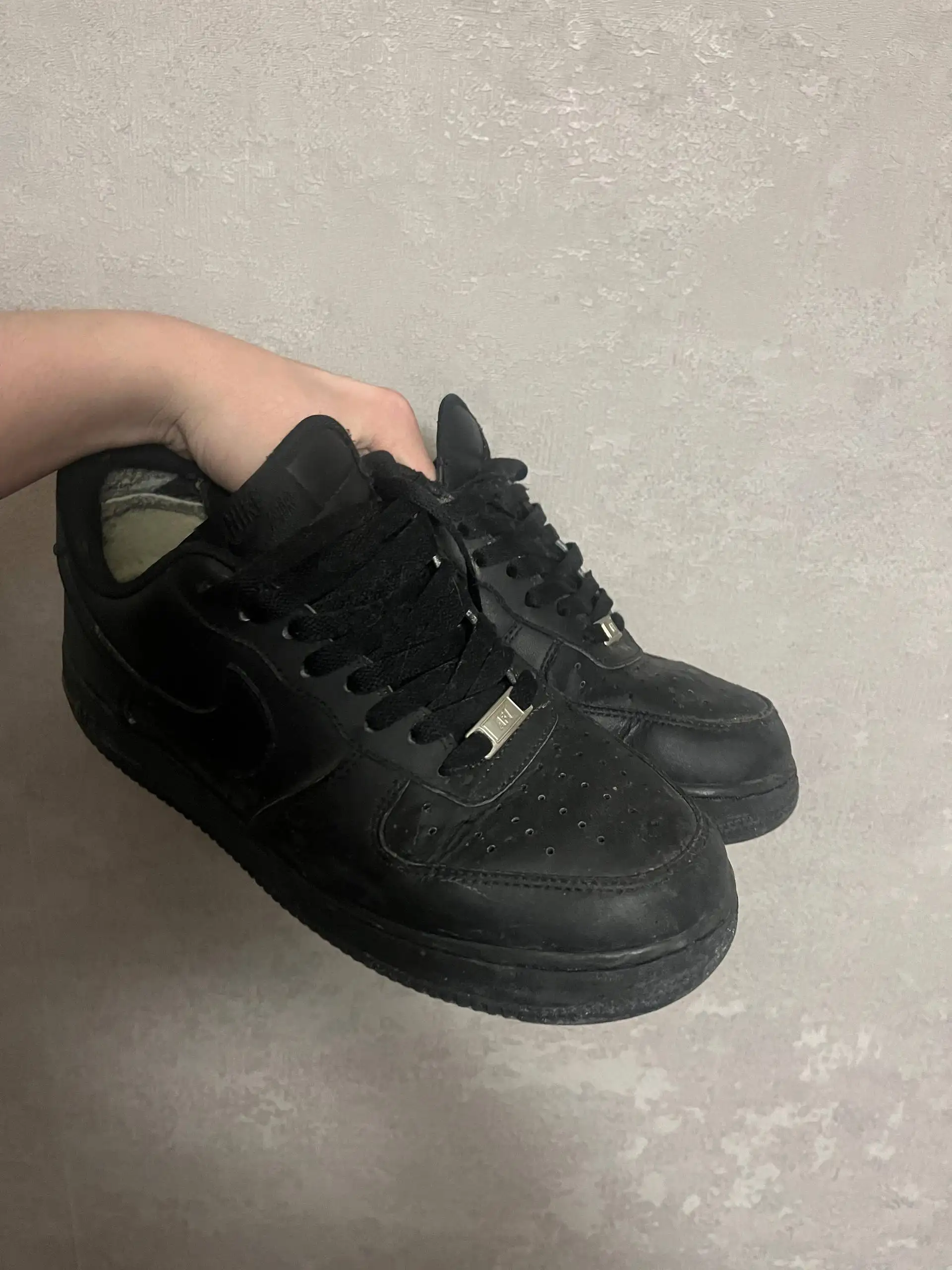 Обмен кроссовок на кофту - Одежда (Барахолка) в Архангельск