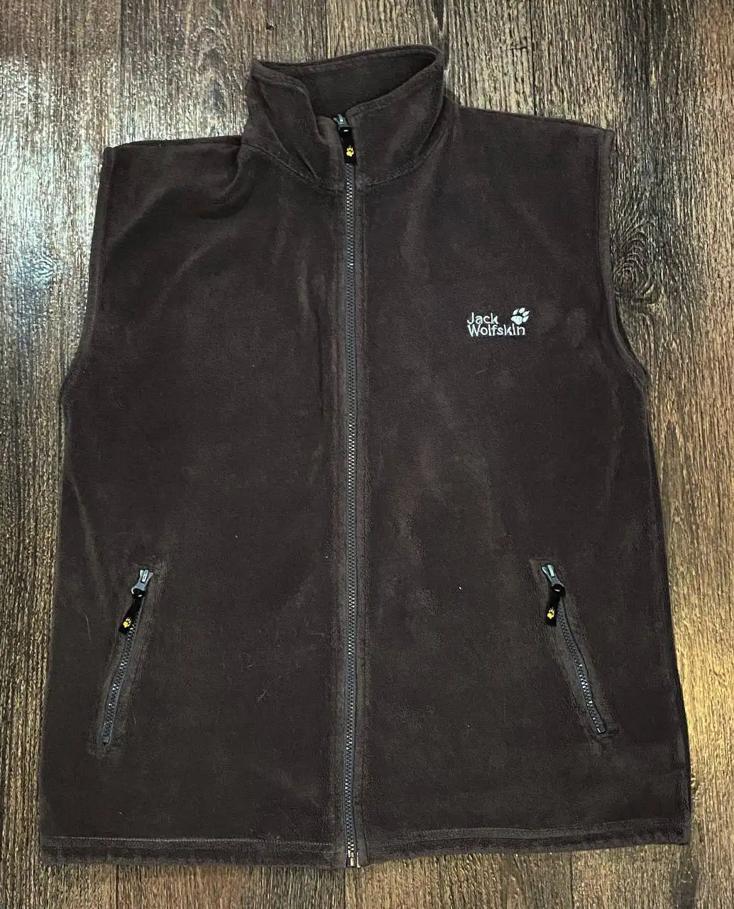 Флисовая жилетка Jack Wolfskin размер M/L - Верхняя одежда (Одежда) в Архангельск