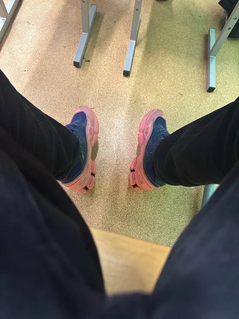 Продажа или обмен на кроссовки - частное объявление в Архангельск