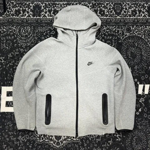 Зип худи Nike Tech Fleece размер M - частное объявление в Архангельск