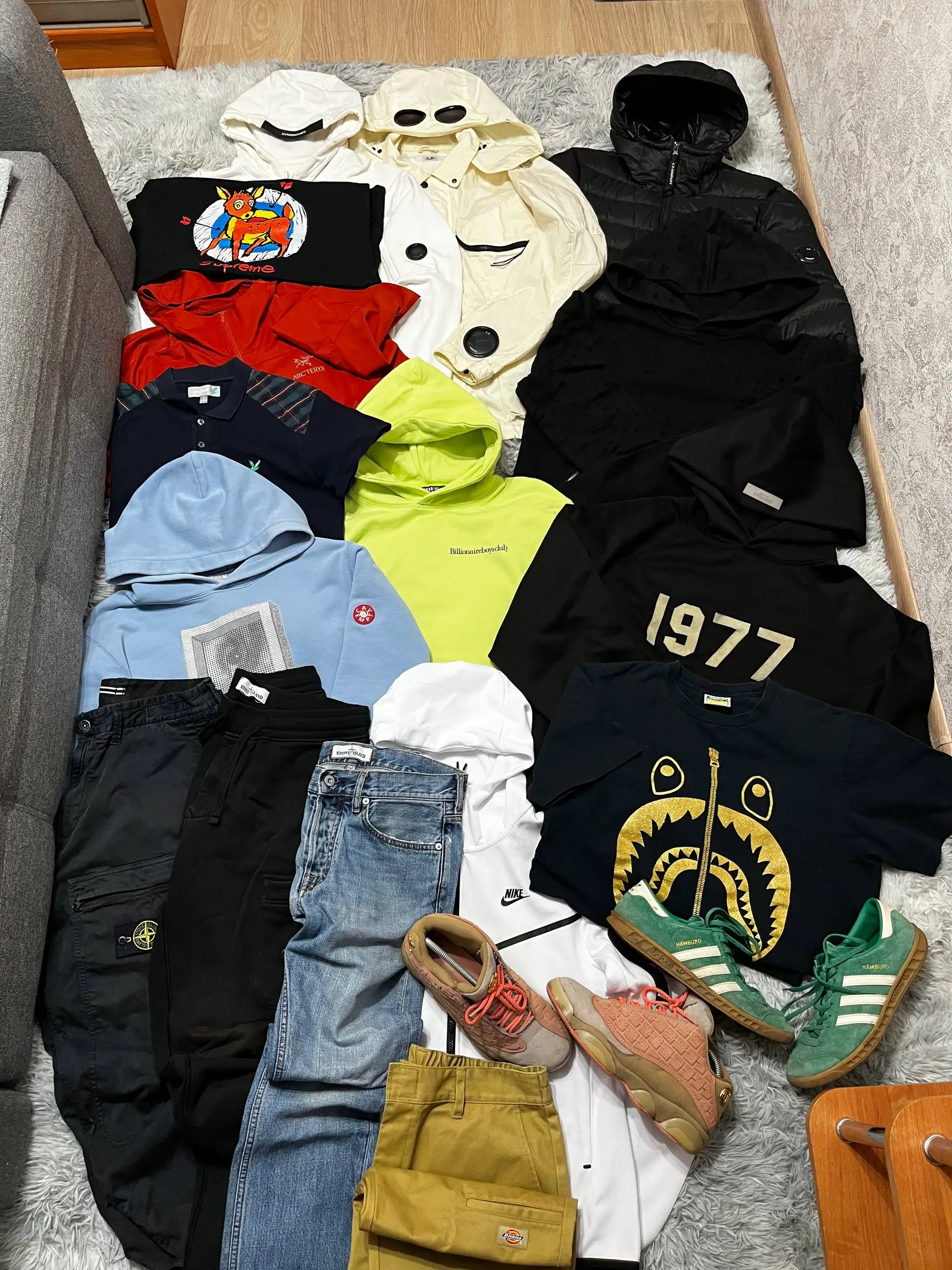 Продам подушку ортопедическую с эффектом памяти - Барахолка в Архангельск