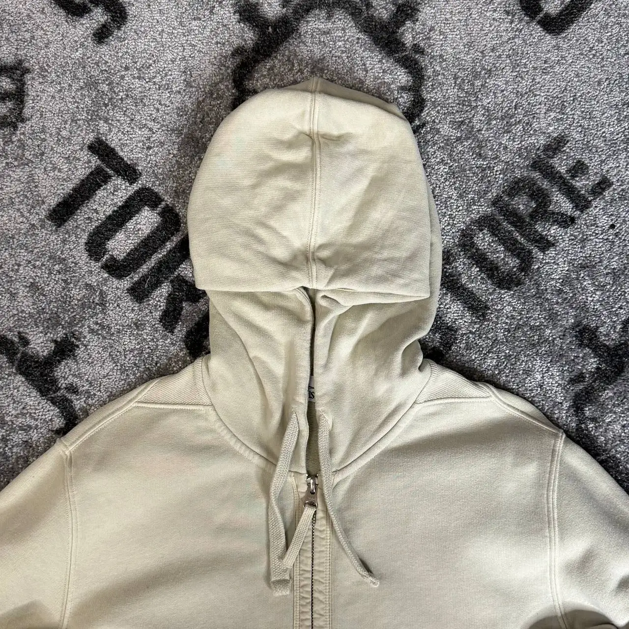 Зип-Худи Stone Island размер S - Верхняя одежда (Одежда) в Архангельск