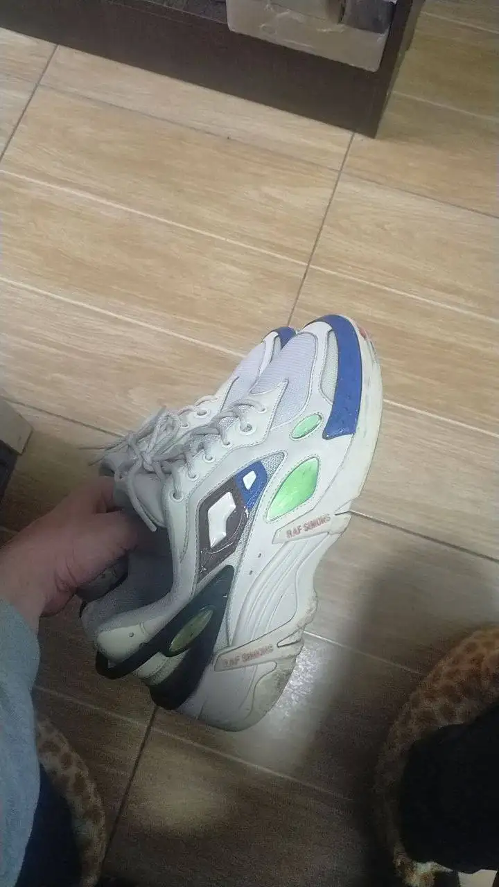 Кроссовки в отличном состоянии - Обувь (Одежда) в Архангельск