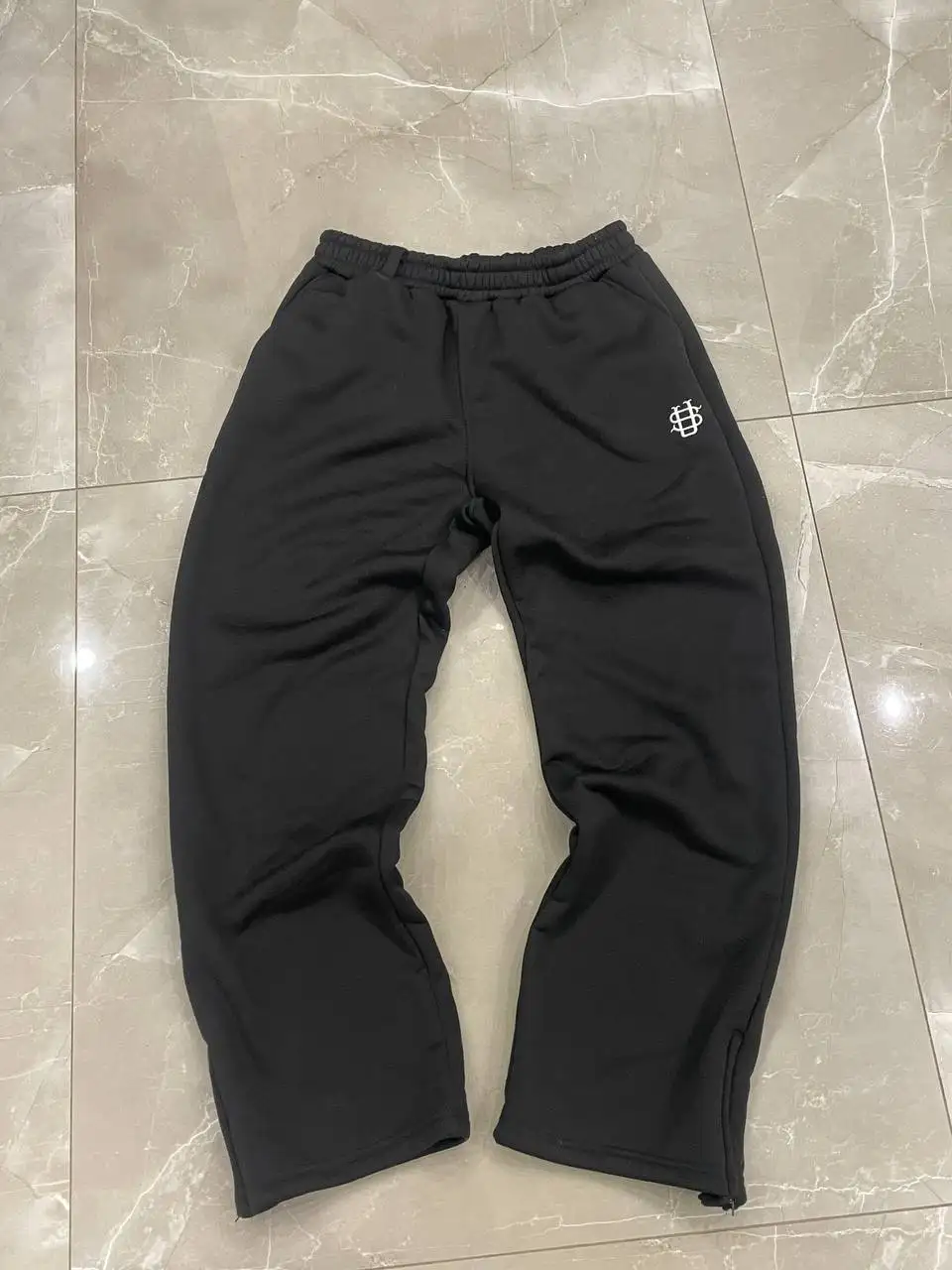 Продажа кроссовок Nike Air Force 1, одежды, аксессуаров - Одежда в Архангельск