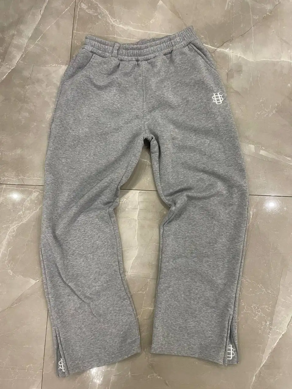 Продажа кроссовок Nike Air Force 1, одежды, аксессуаров - Одежда в Архангельск