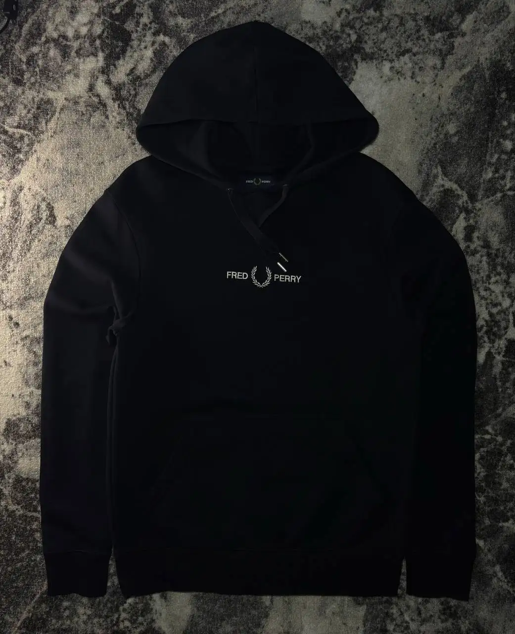 Худи Fred Perry в идеальном состоянии - Верхняя одежда (Одежда) в Архангельск