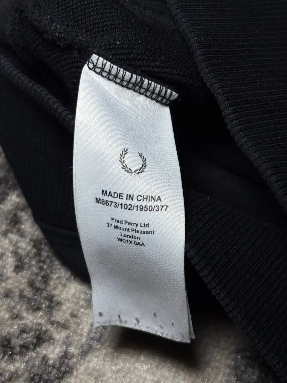 Худи Fred Perry в идеальном состоянии - Верхняя одежда (Одежда) в Архангельск