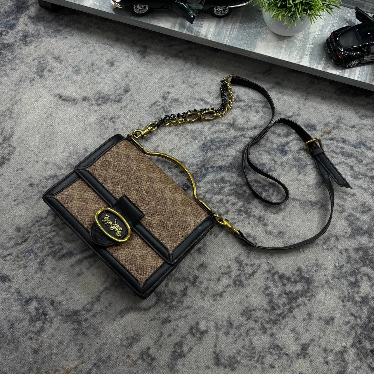 Сумка COACH в отличном состоянии - Сумки (Барахолка) в Архангельск