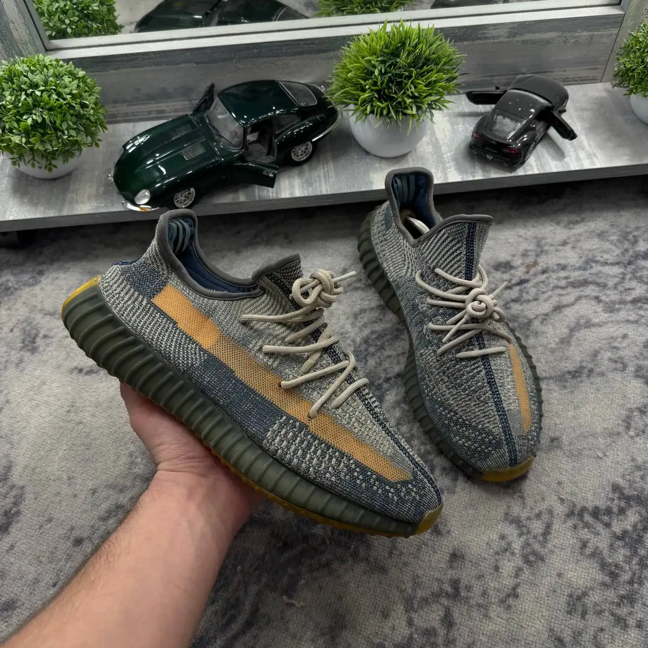 ADIDAS YEEZY BOOST размер 45 - Обувь (Одежда) в Архангельск