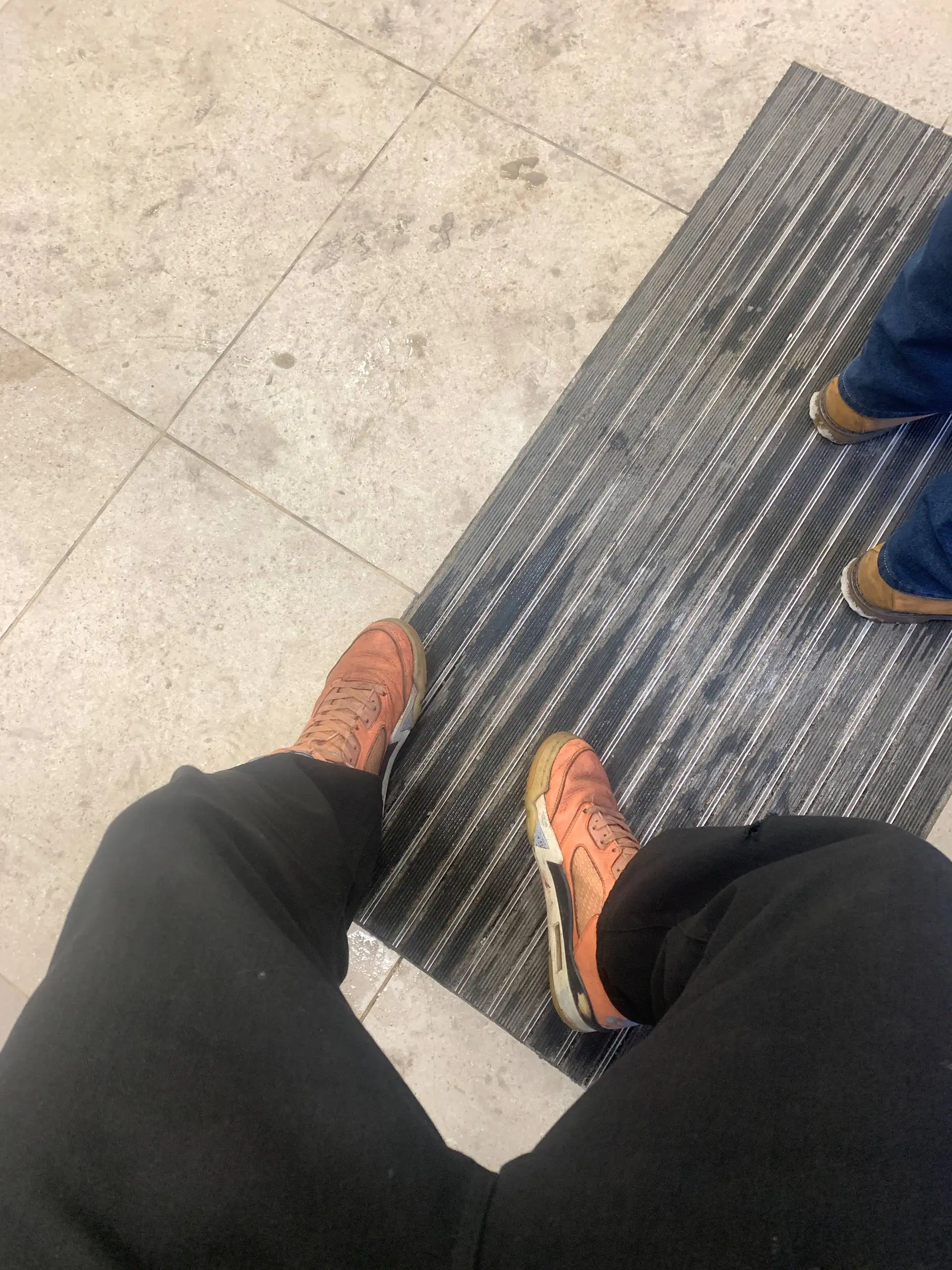 Обмен шлепок 41/42 размер - Обувь (Барахолка) в Архангельск