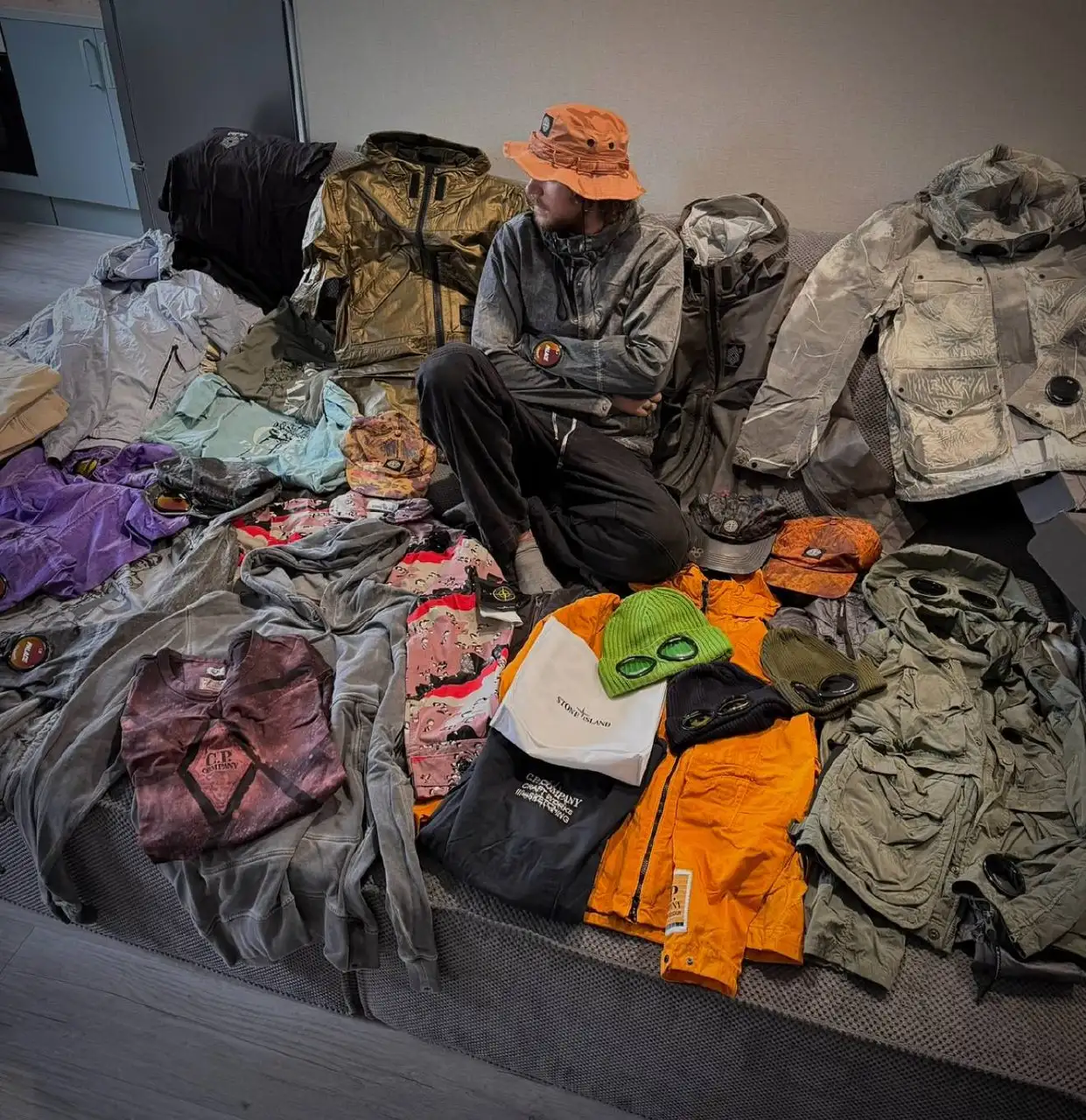 Ежедневные редкие и стильные позиции - Барахолка в Архангельск