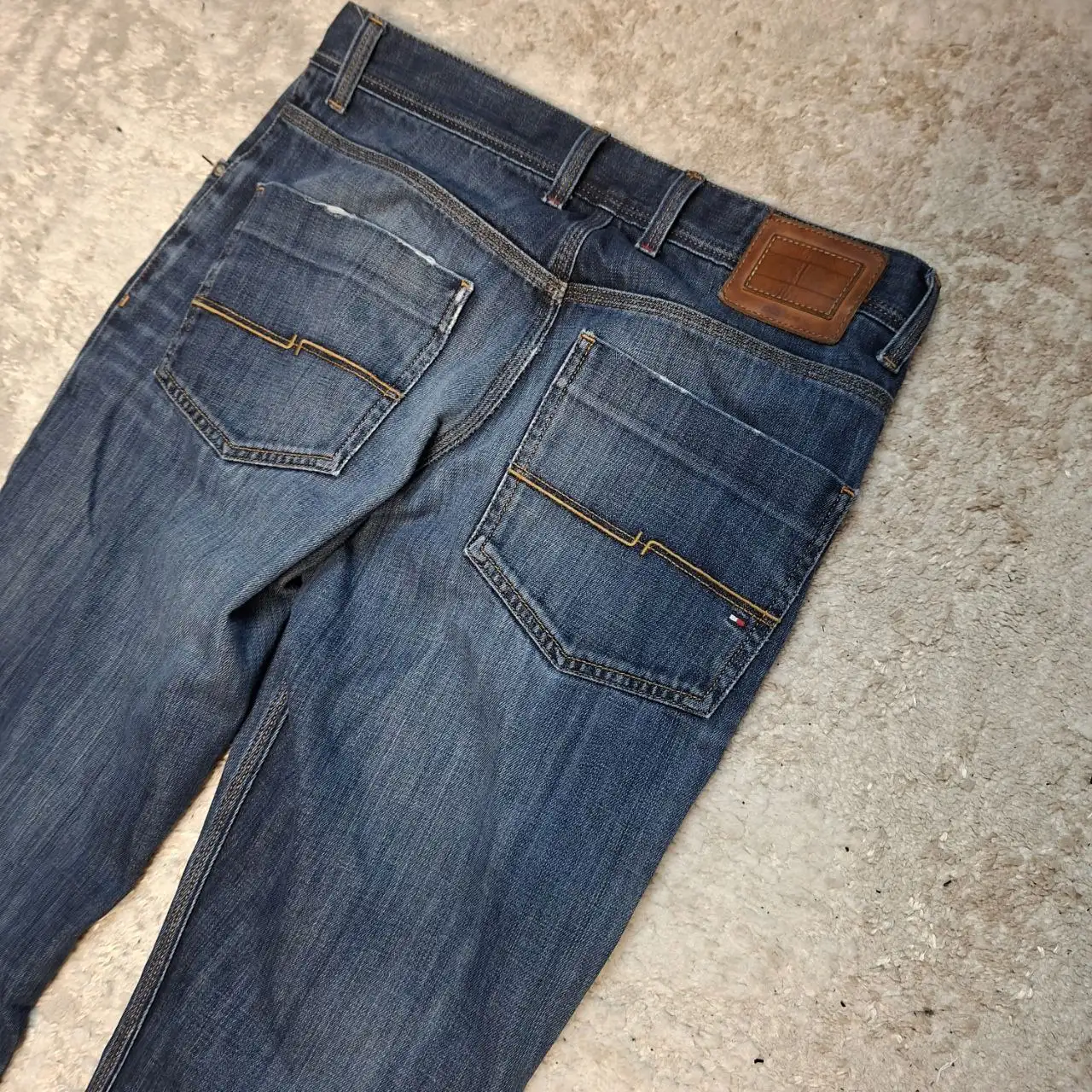 Джинсы Tommy Hilfiger размер M - Джинсы (Одежда) в Архангельск