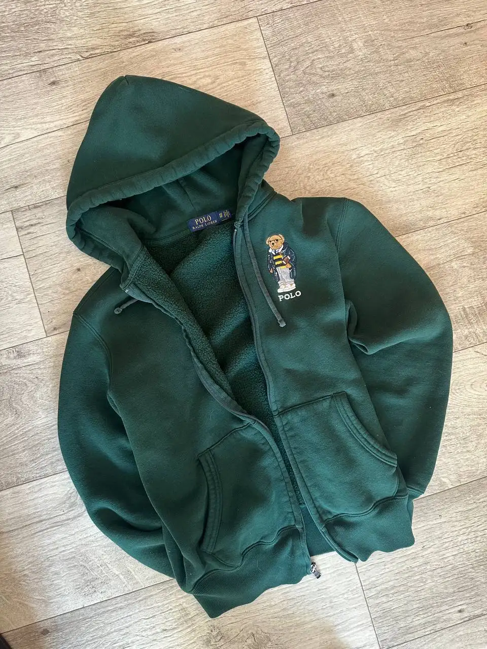 Продажа вещей на фото - Барахолка в Архангельск