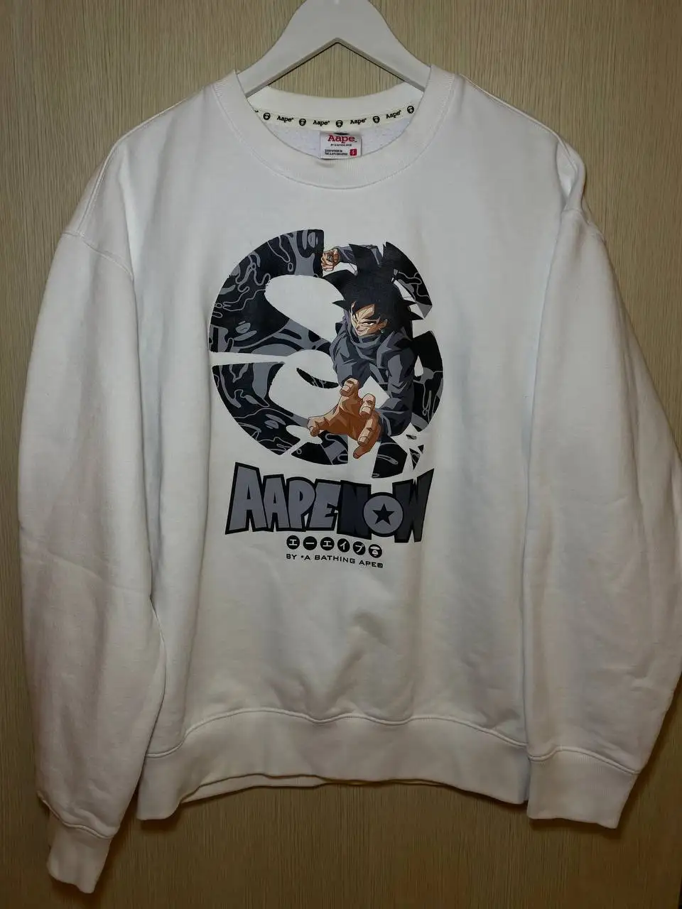 Продажа брендовой одежды и обуви - Верхняя одежда и обувь (Одежда) в Архангельск