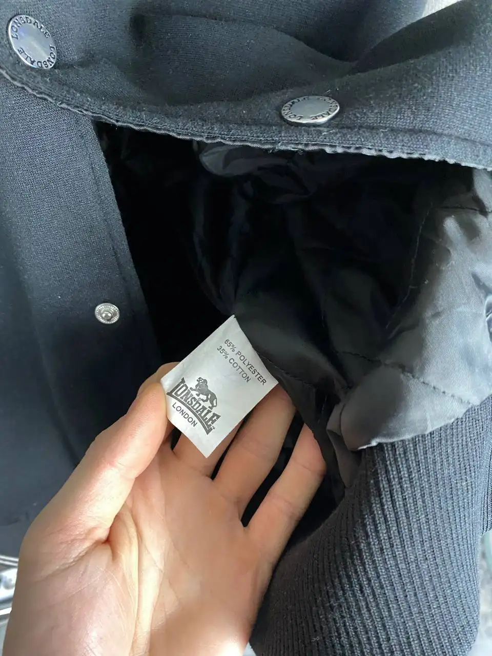 Бомбер Lonsdale Big Logo размер L - Верхняя одежда (Одежда) в Архангельск