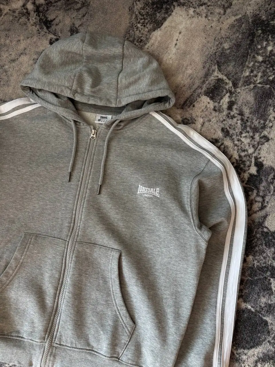 Зип Худи Lonsdale в идеальном состоянии - Худи (Одежда) в Архангельск