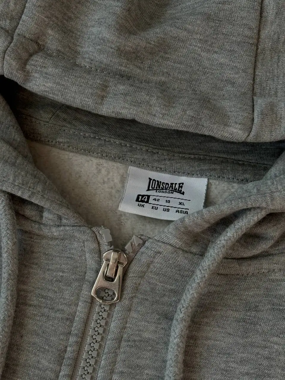 Зип Худи Lonsdale в идеальном состоянии - Худи (Одежда) в Архангельск