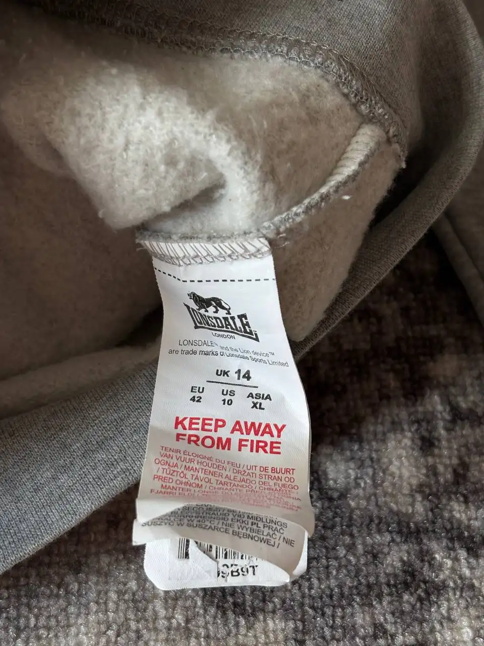 Зип Худи Lonsdale в идеальном состоянии - Худи (Одежда) в Архангельск