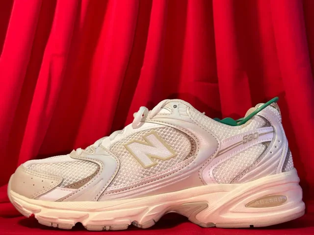 Бежевые кроссовки New Balance 530 MR530AA - Обувь в Архангельск