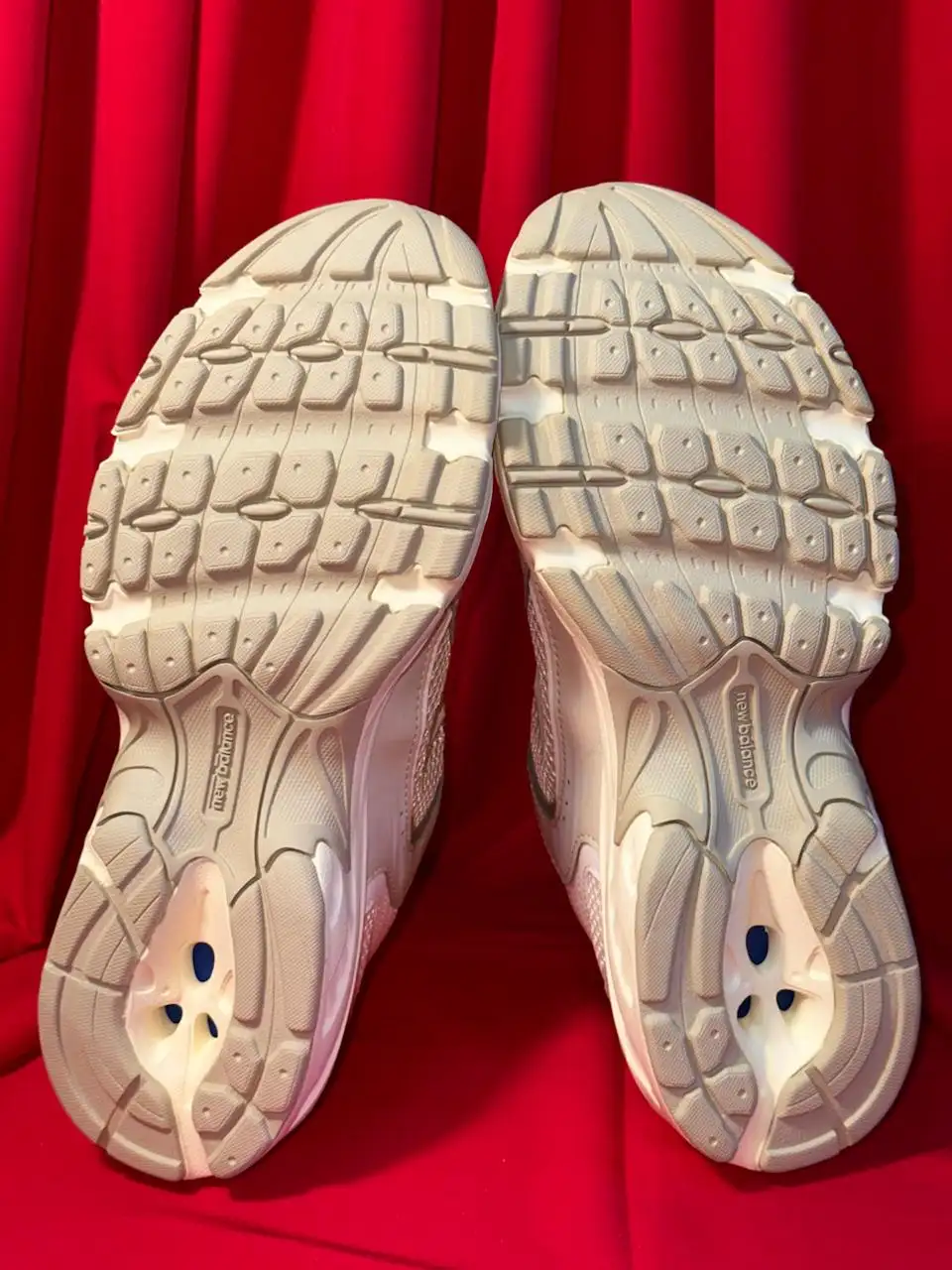 Бежевые кроссовки New Balance 530 MR530AA - Обувь (Одежда) в Архангельск