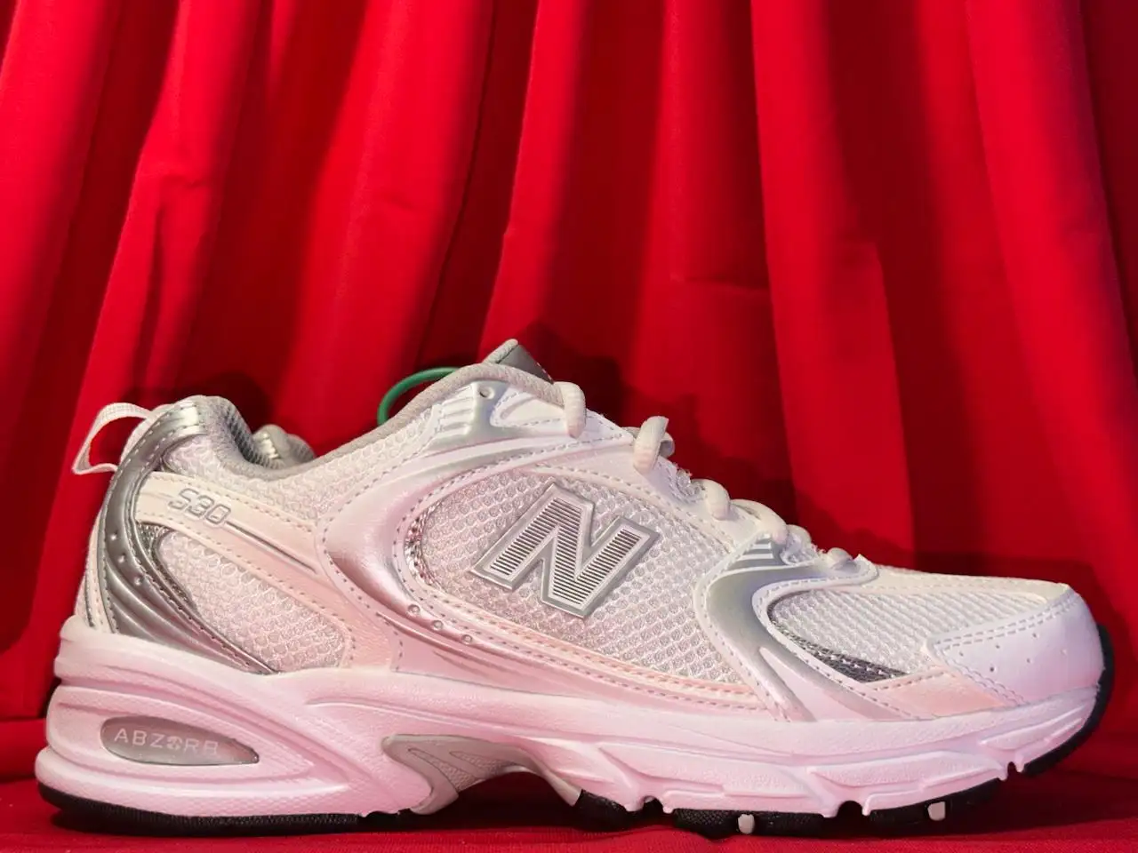 Белые Серебрянные Кроссовки New Balance 530 Munsell White - Обувь (Одежда) в Архангельск