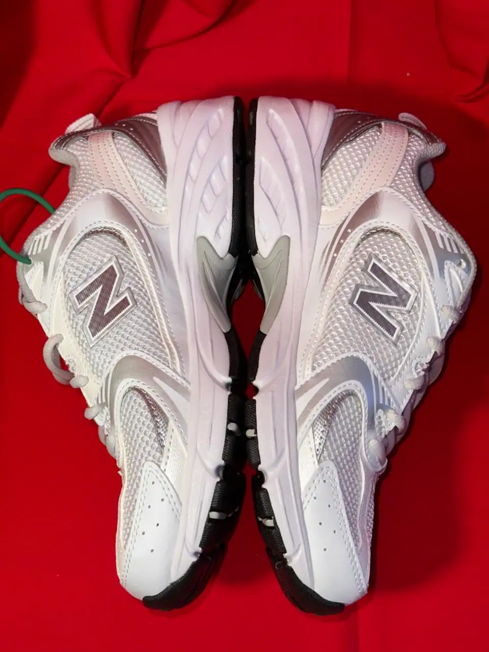 Белые Серебрянные Кроссовки New Balance 530 Munsell White - Обувь (Одежда) в Архангельск