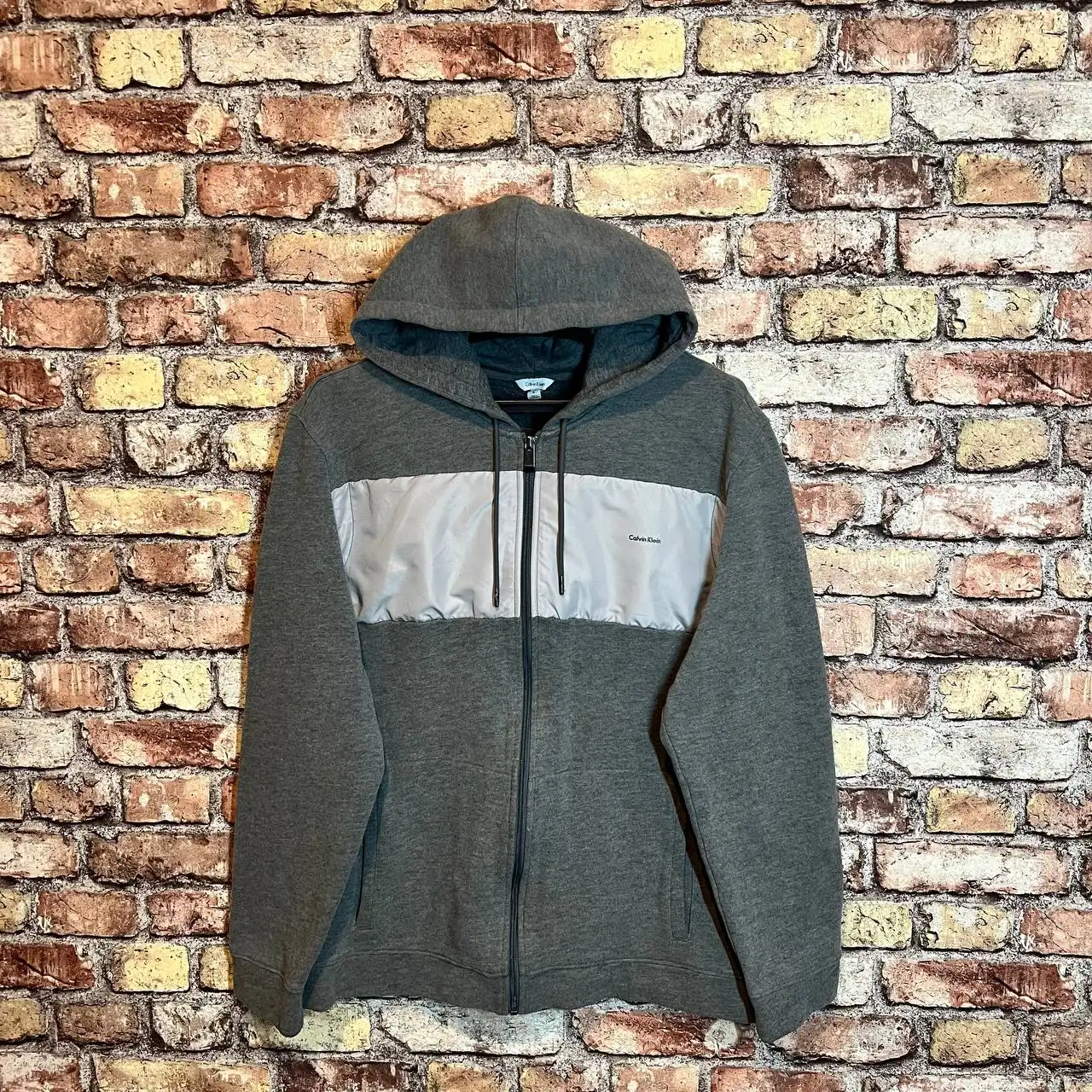 Куртка Calvin Klein с нейлоновыми вставками - Верхняя одежда (Одежда) в Архангельск