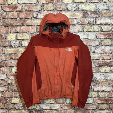 Куртка The North Face размер S - Верхняя одежда в Архангельск