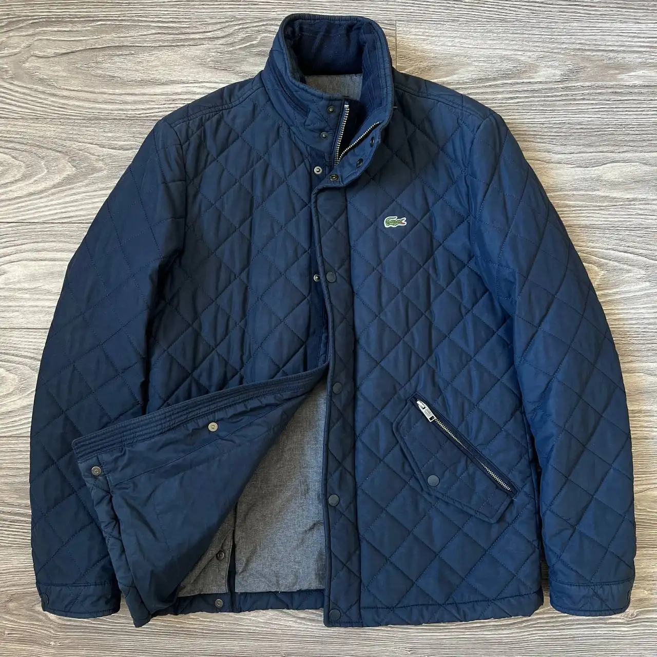 Куртка Lacoste размер L - Куртки (Одежда) в Архангельск