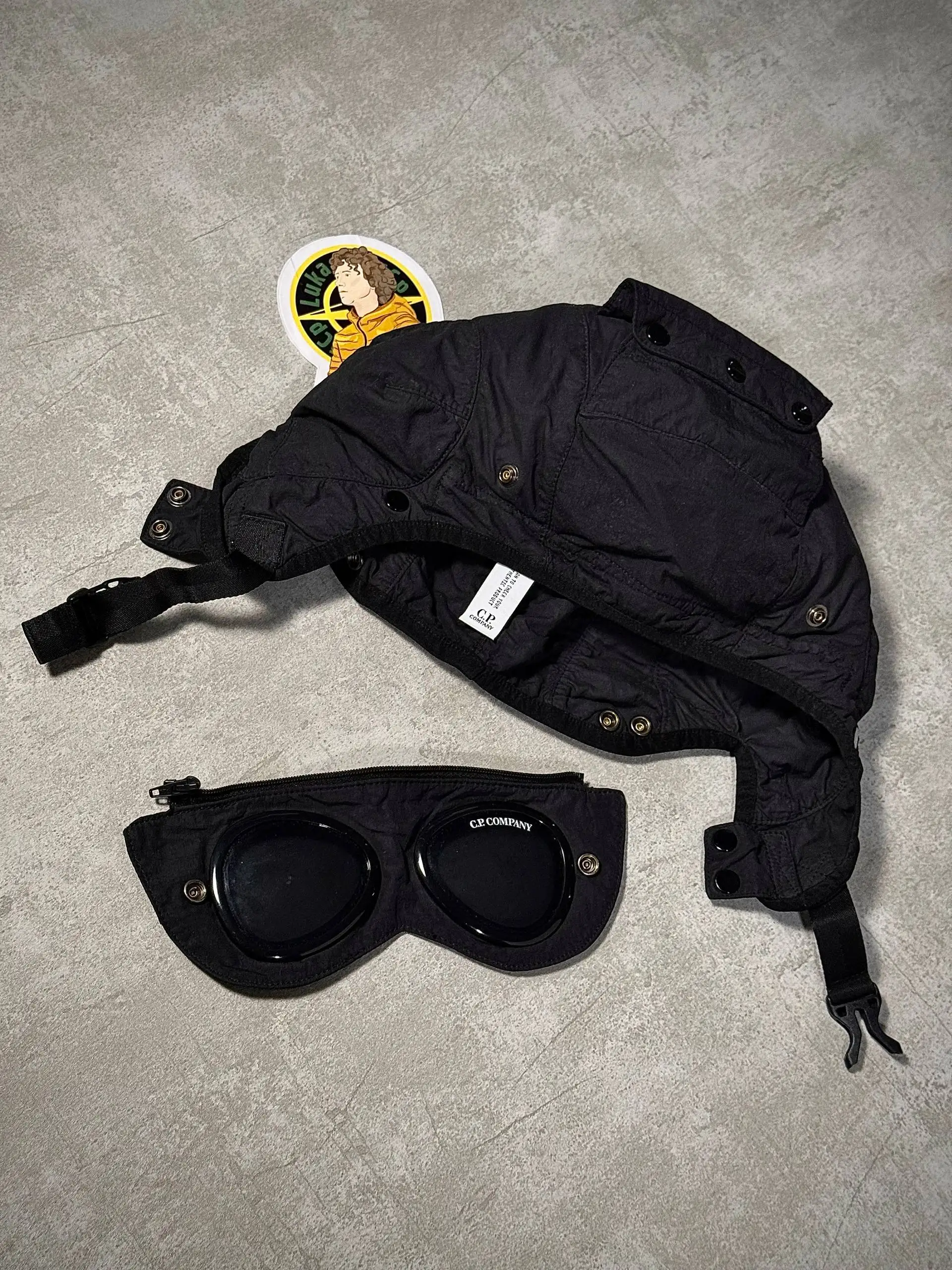 C.P. Company Flatt Nylon Google Hood - Верхняя одежда (Одежда) в Питер