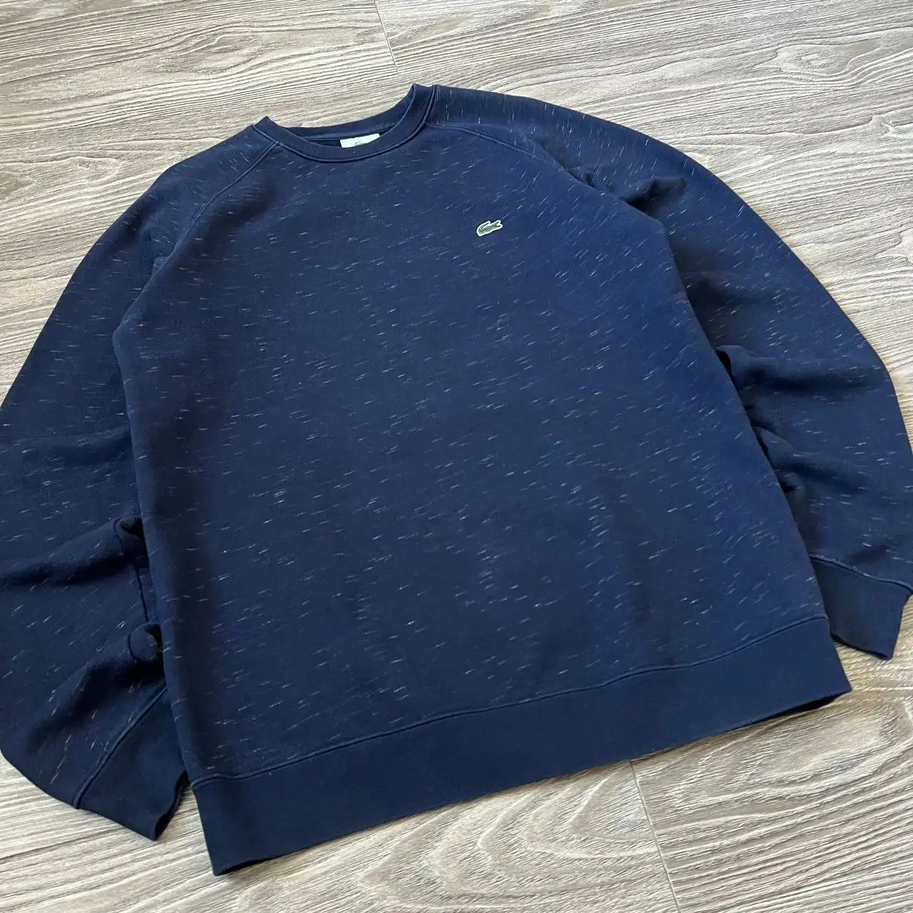 Свитшот Lacoste размер М - Верхняя одежда (Одежда) в Архангельск